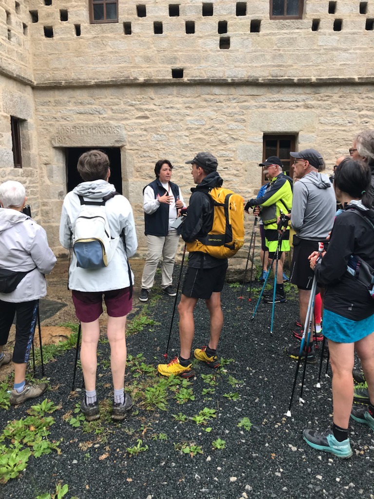 106--5383626302239311201